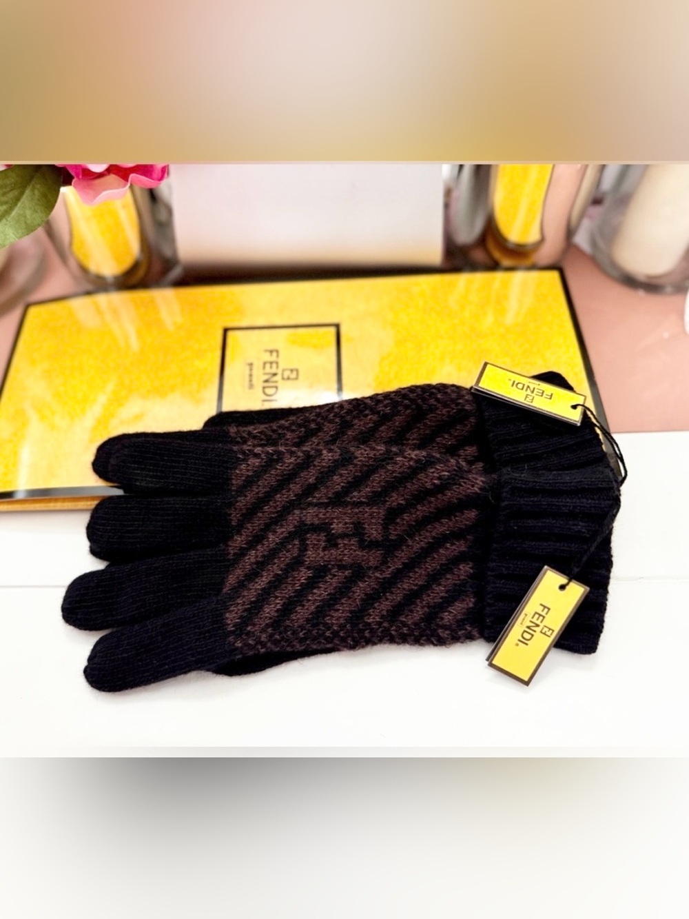 New Fendi Vintage Gloves